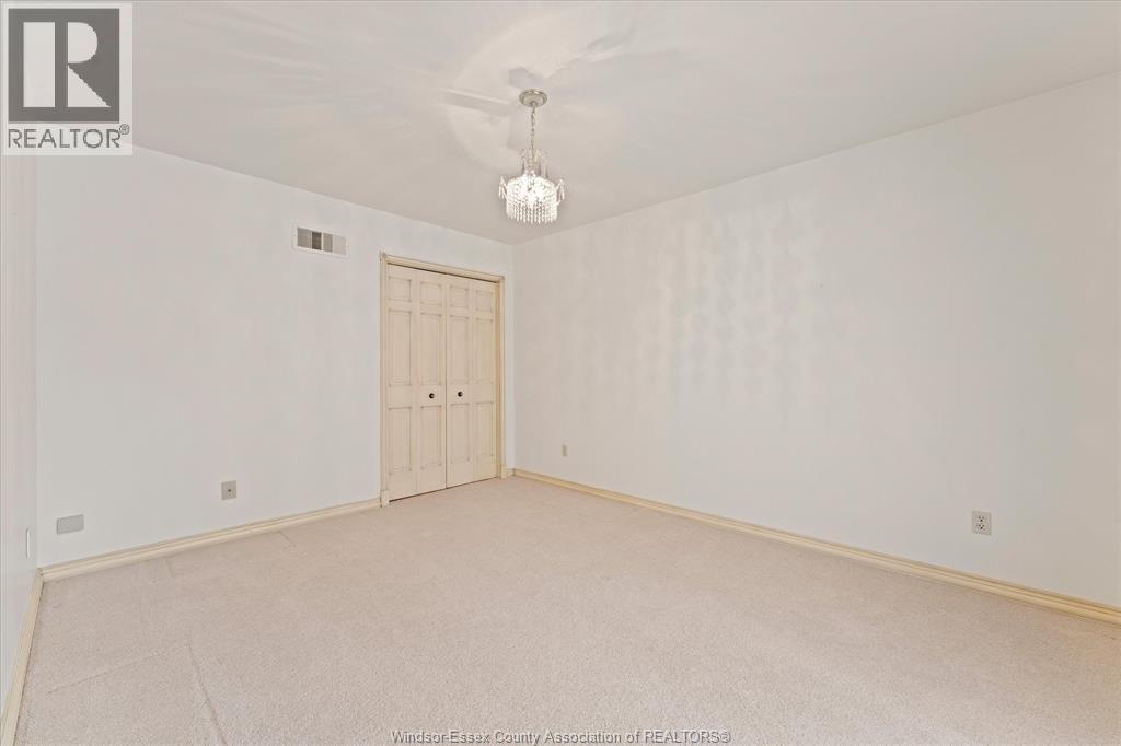 3696 Huntington Avenue, Windsor, Ontario  N9E 3N3 - Photo 24 - 26011842