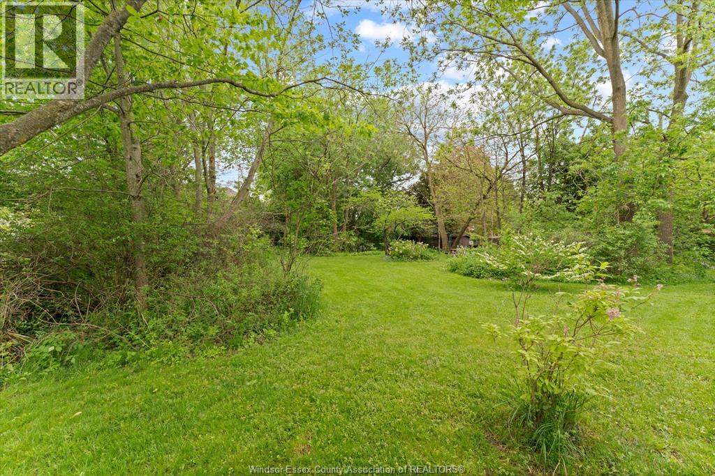 3696 Huntington Avenue, Windsor, Ontario  N9E 3N3 - Photo 35 - 26011842
