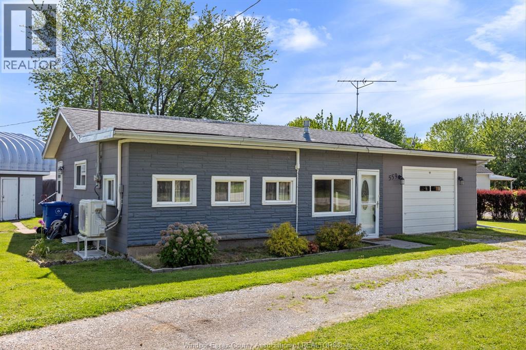 559 COUNTY RD 50 West, Colchester, Ontario