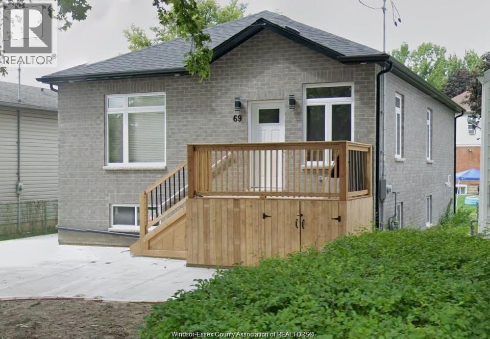 69 SPENCER AVENUE, Chatham, Ontario