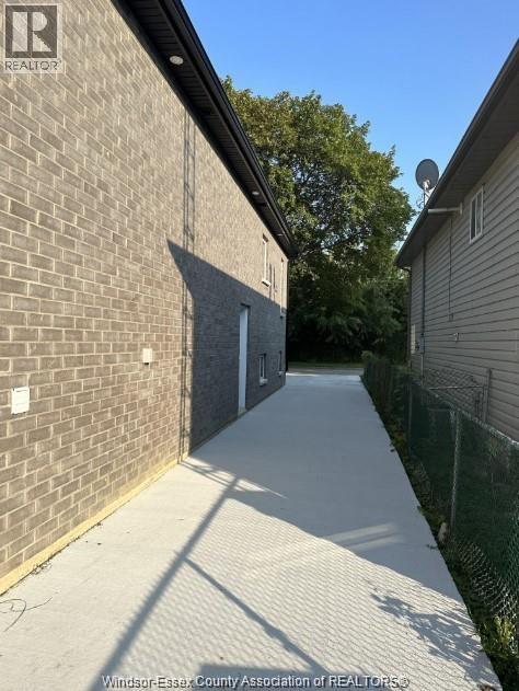 69 Spencer Avenue, Chatham, Ontario  N7M 1V5 - Photo 3 - 26011849