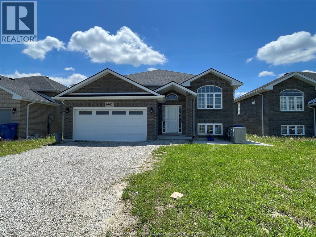 1063 Aspen Ridge Crescent, Lakeshore, Ontario  N0R 1A0 - Photo 1 - 26011328