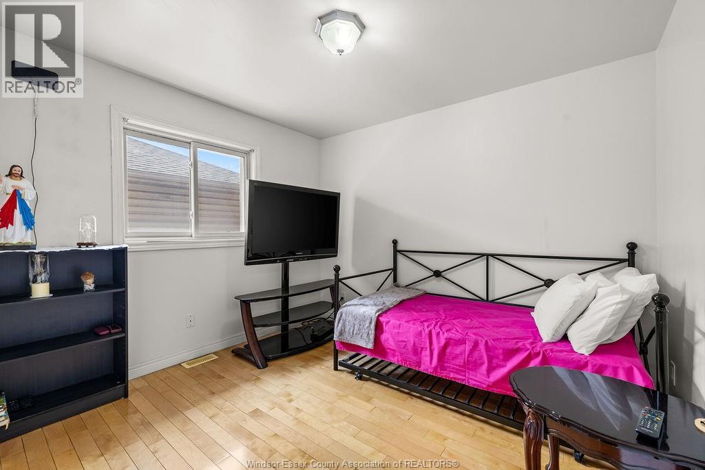 4620 Bunker, Windsor, Ontario  N9G 3A8 - Photo 14 - 26011896