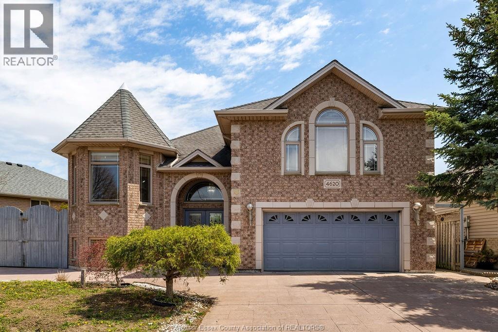 4620 Bunker, Windsor, Ontario  N9G 3A8 - Photo 2 - 26011896