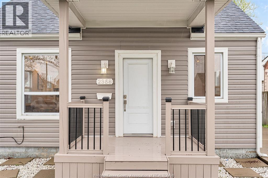 2358 Louis Avenue, Windsor, Ontario  N8W 2B6 - Photo 3 - 26011770