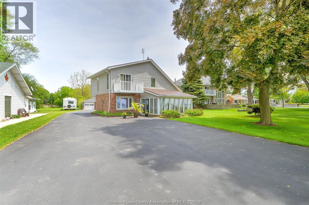 1047 Front Road South, Amherstburg, Ontario  N9V 2M4 - Photo 2 - 26012016