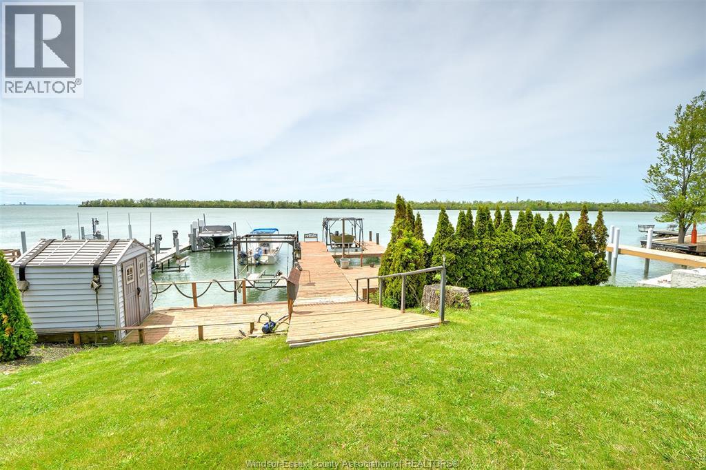 1047 Front Road South, Amherstburg, Ontario  N9V 2M4 - Photo 26 - 26012016