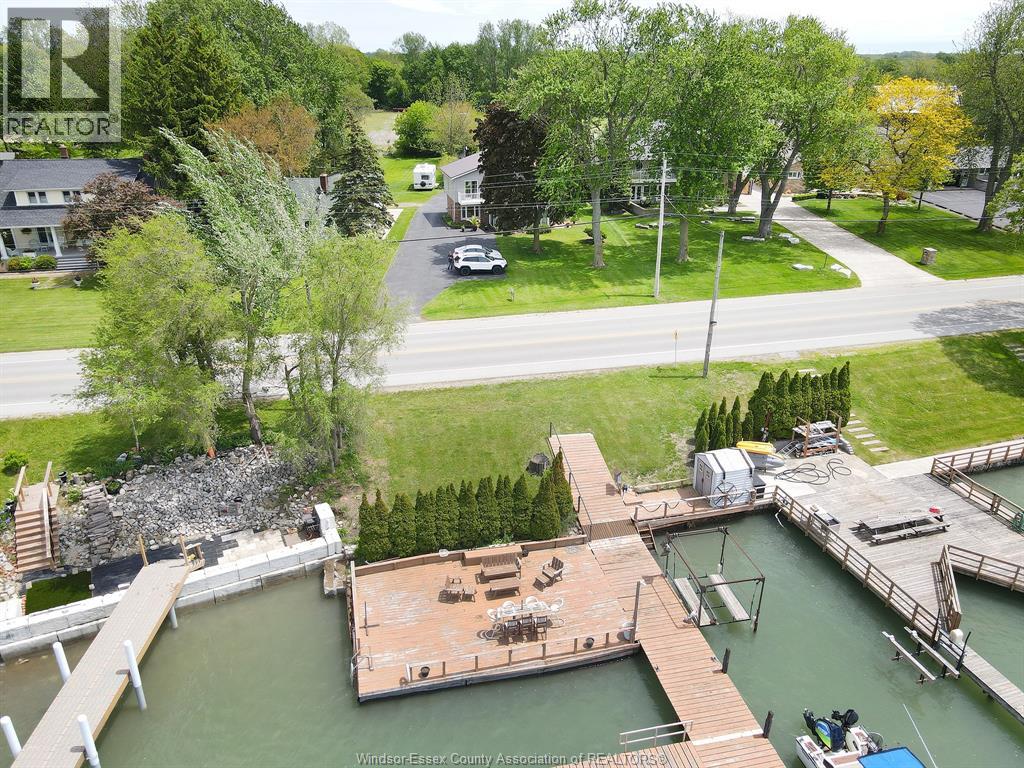 1047 Front Road South, Amherstburg, Ontario  N9V 2M4 - Photo 41 - 26012016