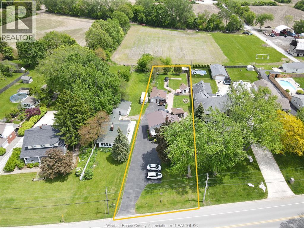 1047 Front Road South, Amherstburg, Ontario  N9V 2M4 - Photo 43 - 26012016