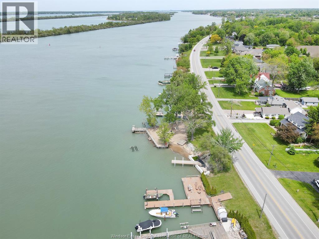 1047 Front Road South, Amherstburg, Ontario  N9V 2M4 - Photo 46 - 26012016