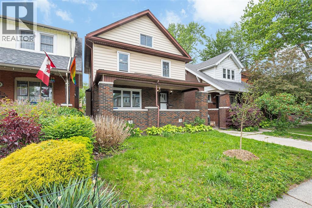 1525 Dougall, Windsor, Ontario  N8X 1S2 - Photo 2 - 26012038