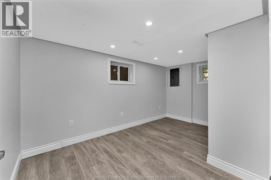 1525 Dougall, Windsor, Ontario  N8X 1S2 - Photo 32 - 26012038