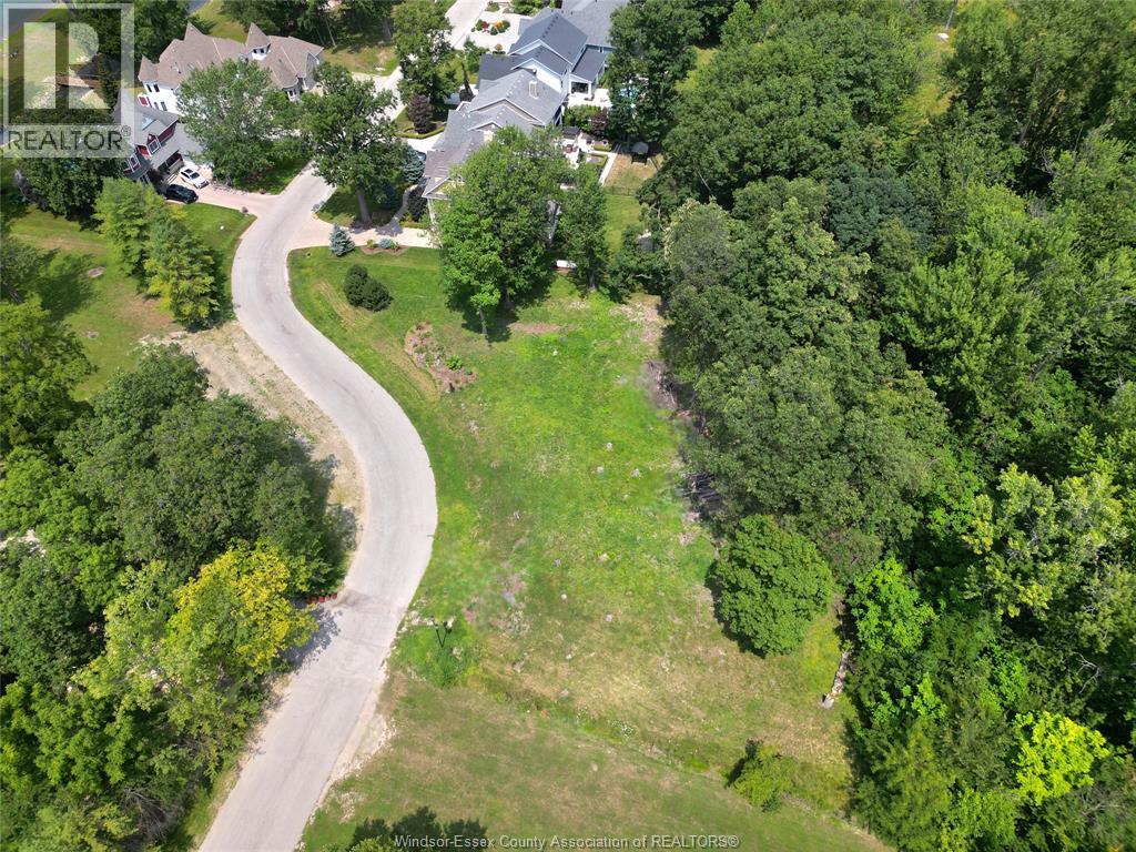 271 Crystal Bay, Amherstburg, Ontario  N9V 4A6 - Photo 2 - 26012031