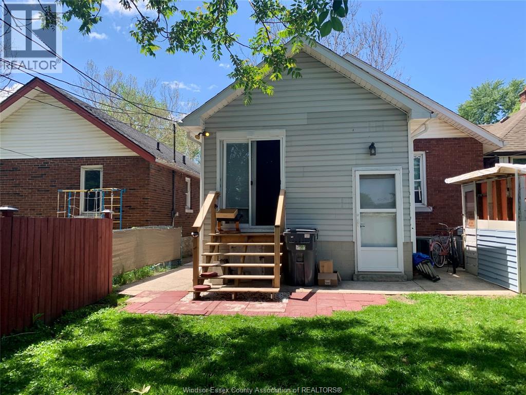 1204 Wigle Avenue, Windsor, Ontario  N9C 3N1 - Photo 2 - 26012085