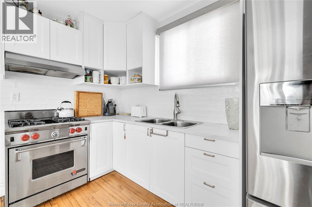 712 Gladstone, Windsor, Ontario  N8A 2R2 - Photo 12 - 26012101