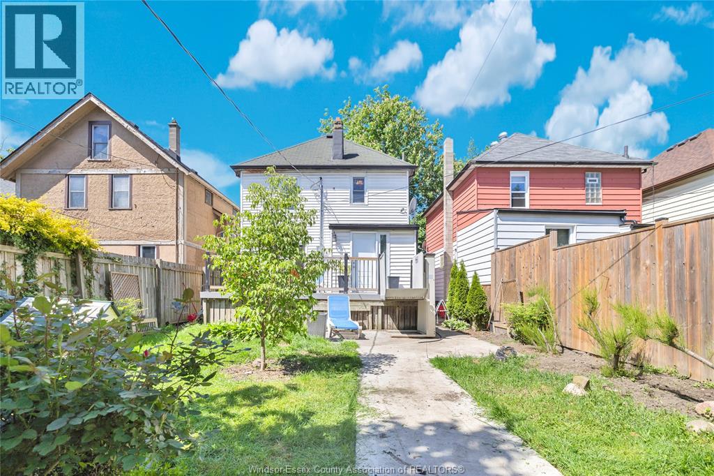 712 Gladstone, Windsor, Ontario  N8A 2R2 - Photo 34 - 26012101