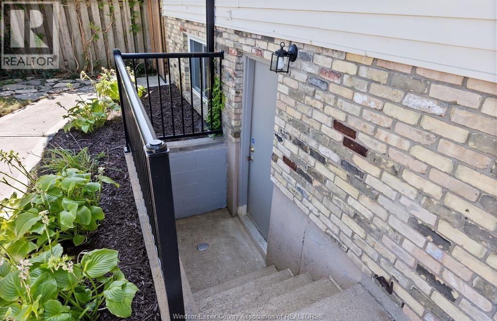 3418 Deerbrook Drive Unit# Lower, Windsor, Ontario  N8R 2E4 - Photo 6 - 26012109
