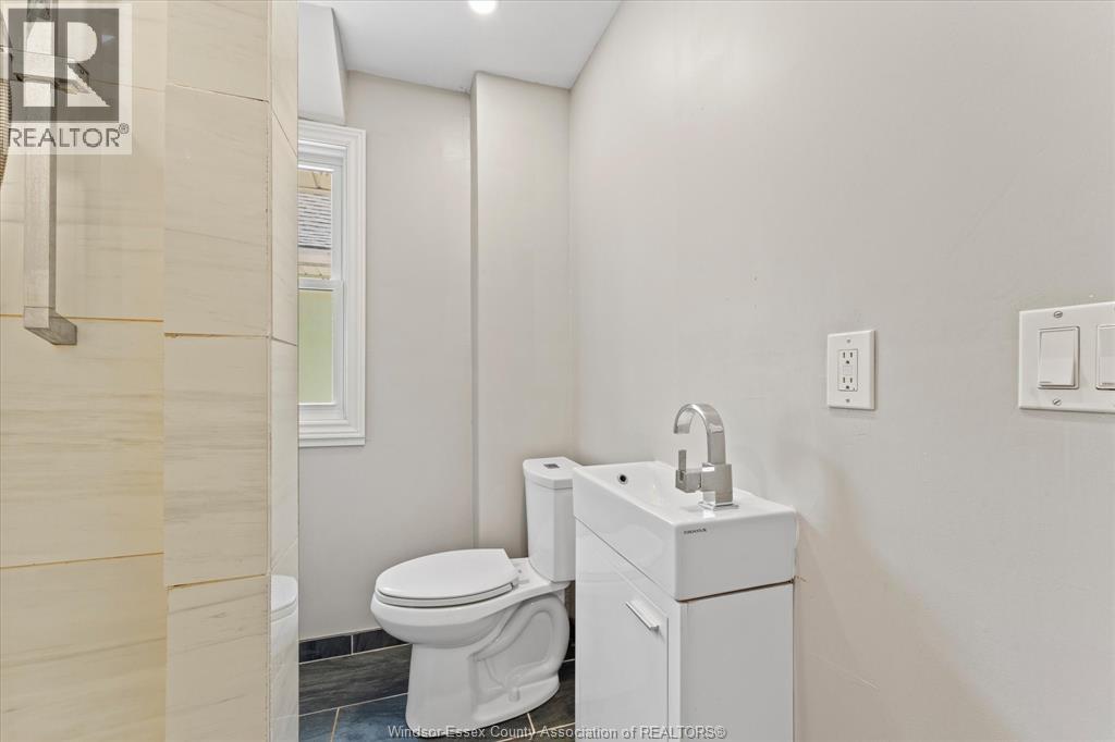 855 Hall Avenue, Windsor, Ontario  N9A 2M2 - Photo 21 - 26012148