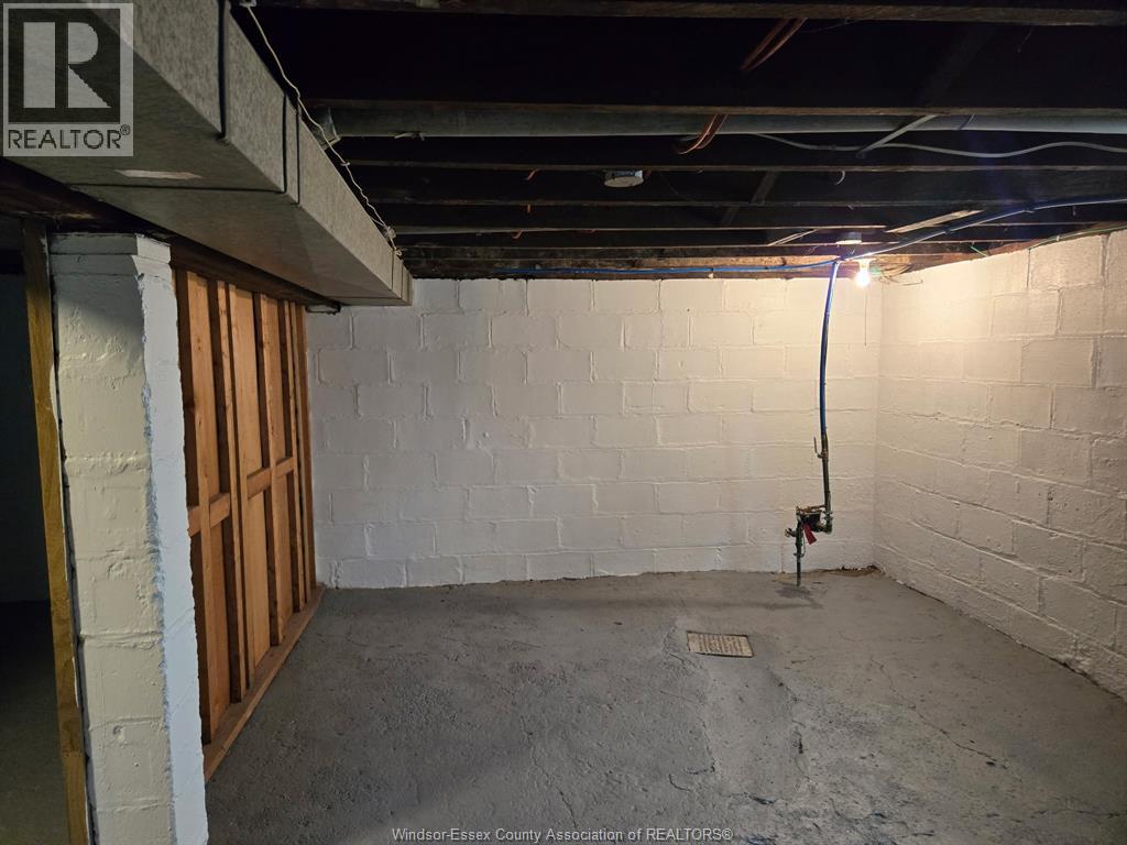 855 Hall Avenue, Windsor, Ontario  N9A 2M2 - Photo 29 - 26012148