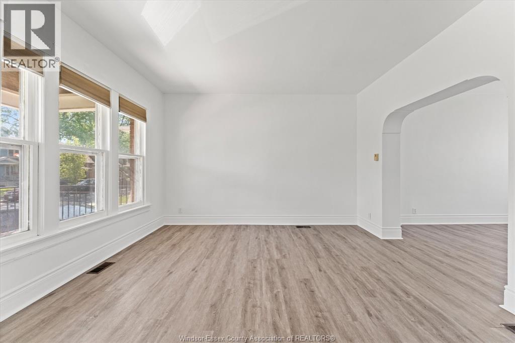 855 Hall Avenue, Windsor, Ontario  N9A 2M2 - Photo 7 - 26012148