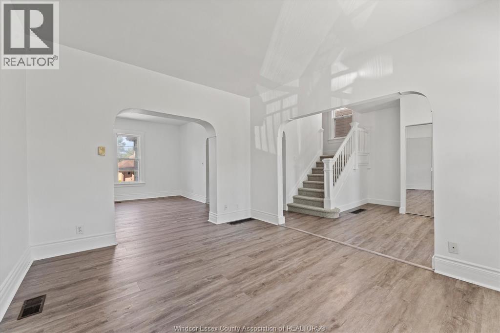 855 Hall Avenue, Windsor, Ontario  N9A 2M2 - Photo 9 - 26012148