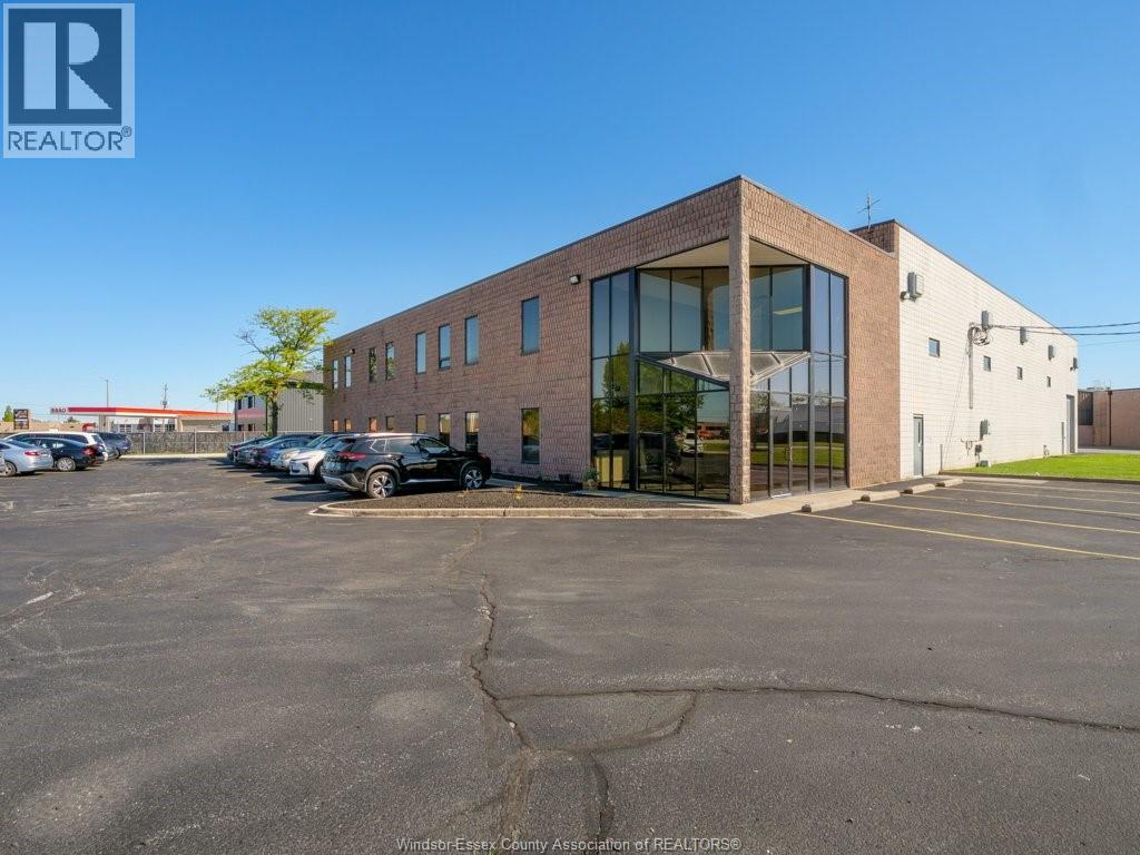 2516 BINDER CRESCENT, Tecumseh, Ontario