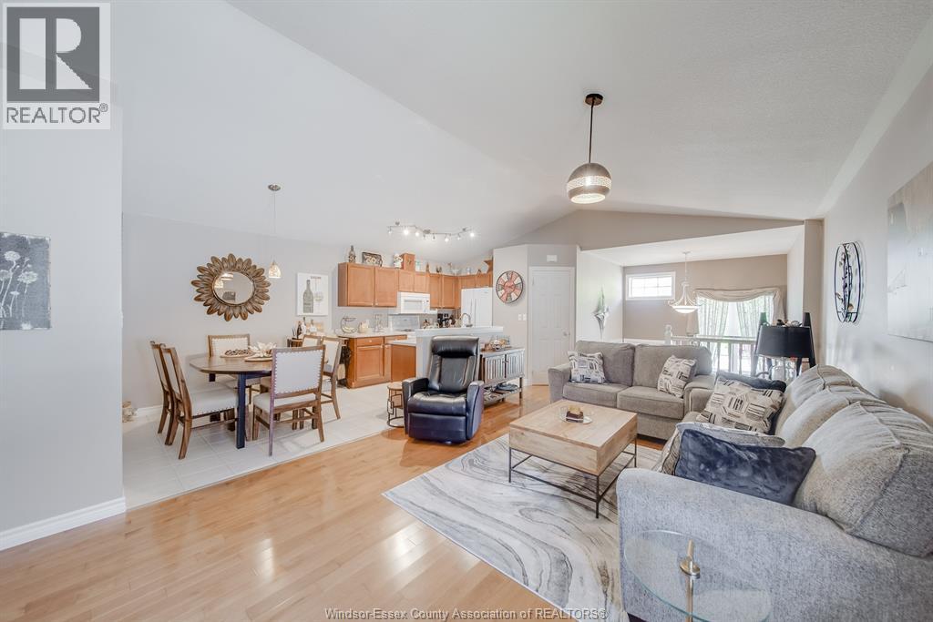 22 Villa Court, Chatham, Ontario  N7L 5P5 - Photo 7 - 26012078