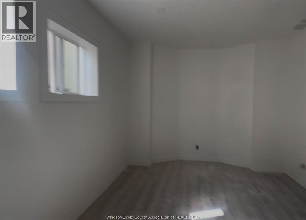 430 Wyandotte Street West, Windsor, Ontario  N9A 5X4 - Photo 10 - 26012182