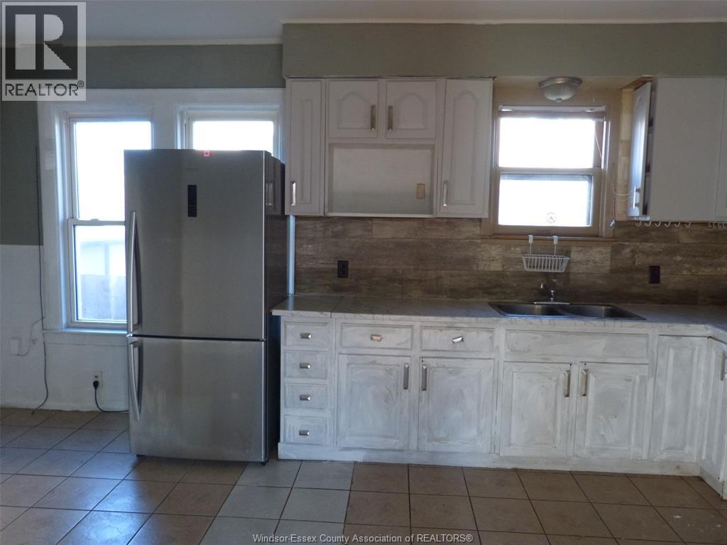 1434 Tecumseh Boulevard, Windsor, Ontario  N8X 1H5 - Photo 9 - 26012106