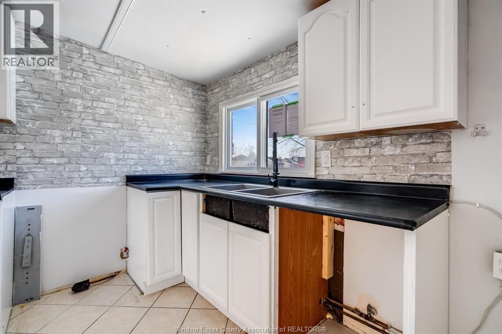 4 Cedar Crescent, Mcgregor, Ontario  N0R 1J0 - Photo 6 - 26012203