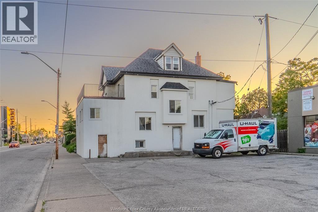 430 WYANDOTTE STREET West, Windsor, Ontario