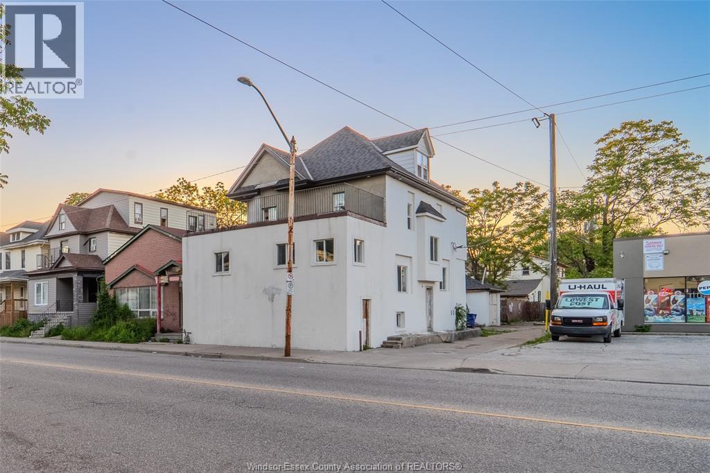 430 Wyandotte Street West, Windsor, Ontario  N9A 5X4 - Photo 5 - 26012225