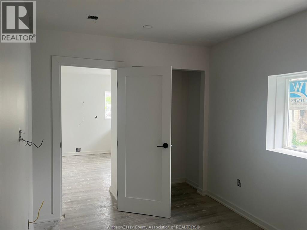 430 Wyandotte Street West, Windsor, Ontario  N9A 5X4 - Photo 9 - 26012225