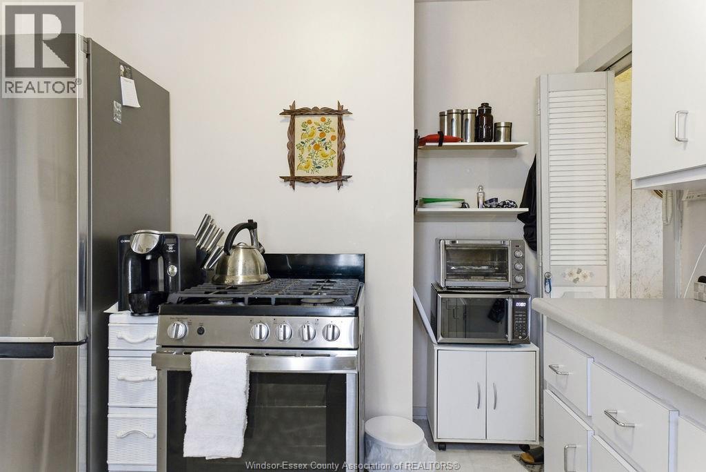 1764 Kildare Road, Windsor, Ontario  N8W 2W6 - Photo 8 - 26012253