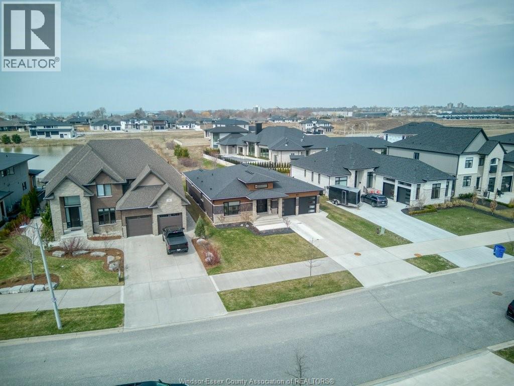 37 Augusta Drive, Leamington, Ontario  N8H 0C7 - Photo 3 - 26012276