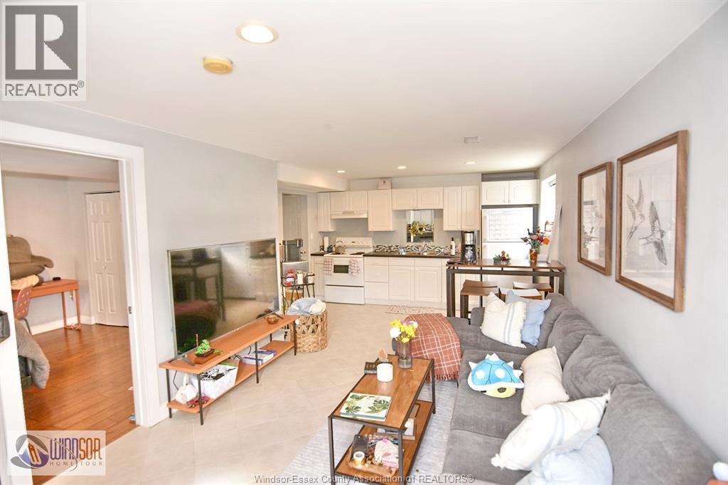 1003 Silverdale Unit# Lower Unit B, Windsor, Ontario  N9G 2R8 - Photo 10 - 26012288
