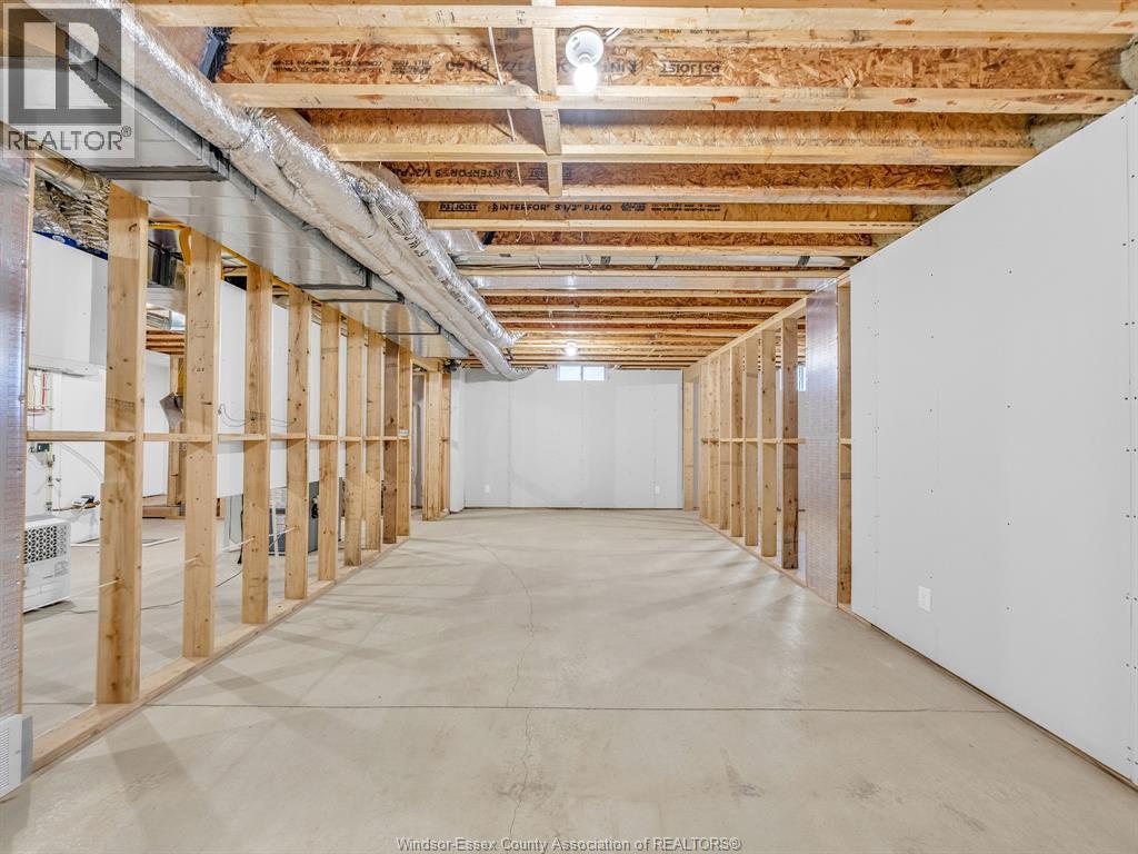 660 Linden, Lakeshore, Ontario  N0R 1A0 - Photo 41 - 26012306