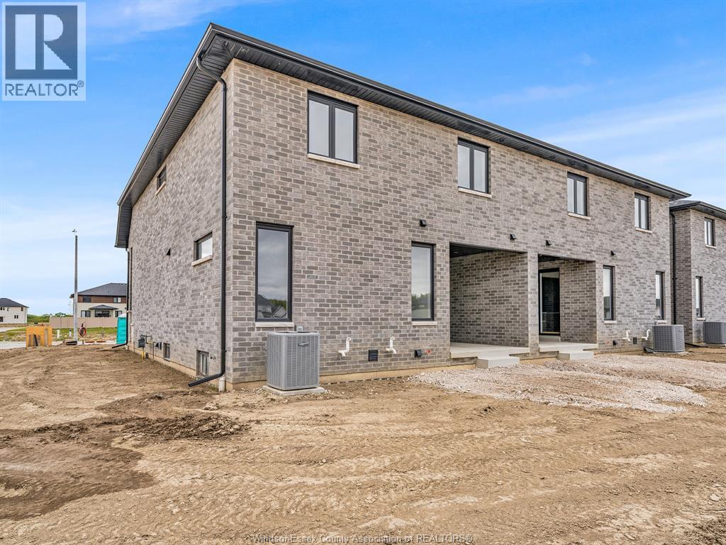660 Linden, Lakeshore, Ontario  N0R 1A0 - Photo 49 - 26012306