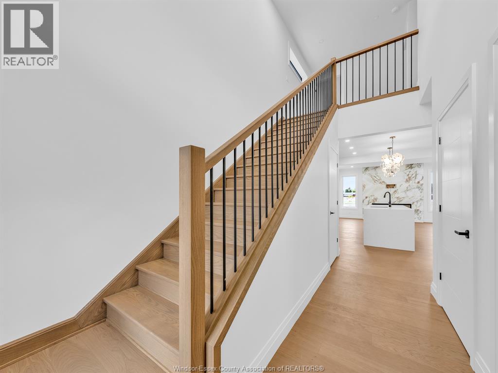 660 Linden, Lakeshore, Ontario  N0R 1A0 - Photo 5 - 26012306