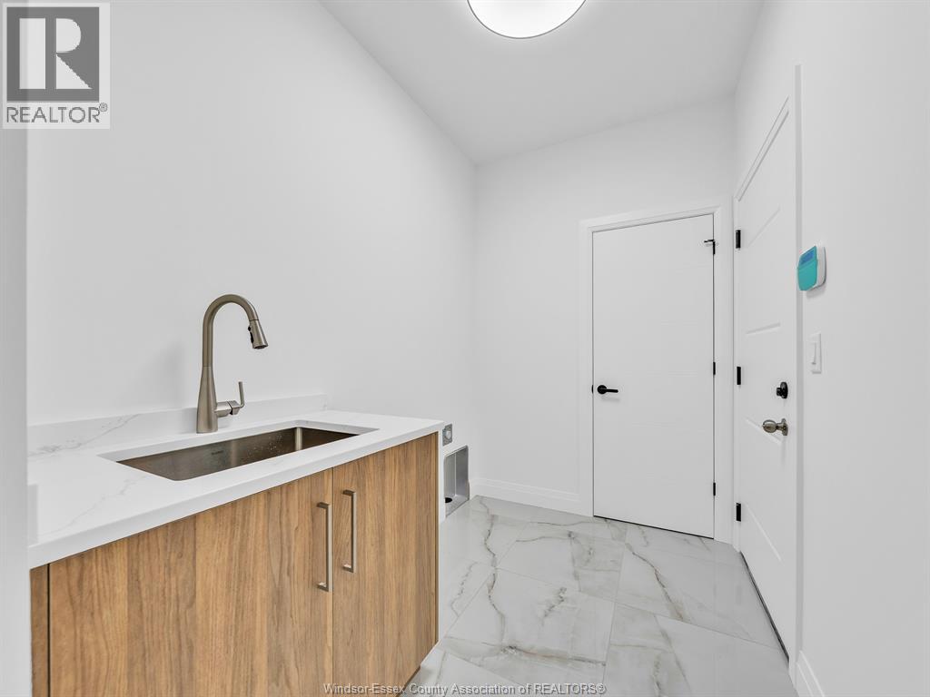 660 Linden, Lakeshore, Ontario  N0R 1A0 - Photo 6 - 26012306