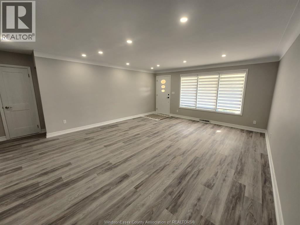 2571 Jos St Louis Avenue, Windsor, Ontario  N8T 2M4 - Photo 3 - 26012295