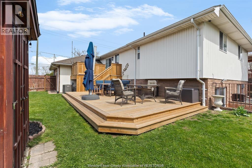 330 Reaume Road, Lasalle, Ontario  N9J 1B1 - Photo 30 - 26012324