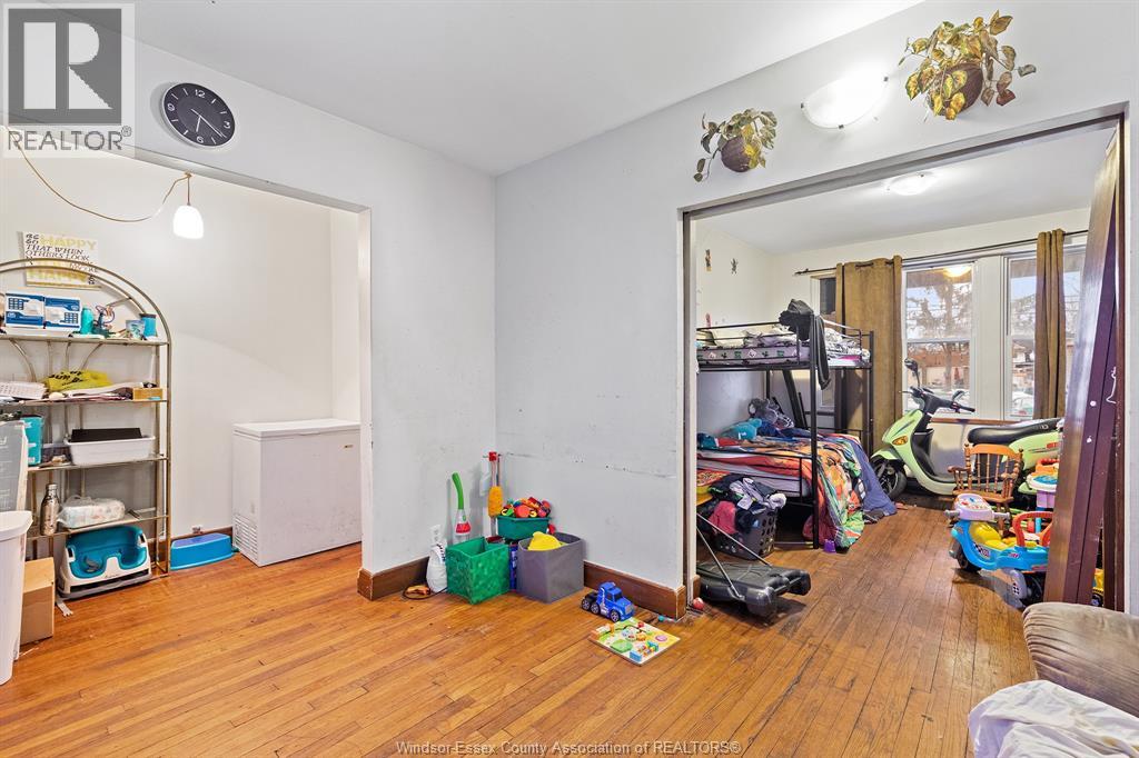 895 Pillette, Windsor, Ontario  N8Y 3B4 - Photo 14 - 26012331