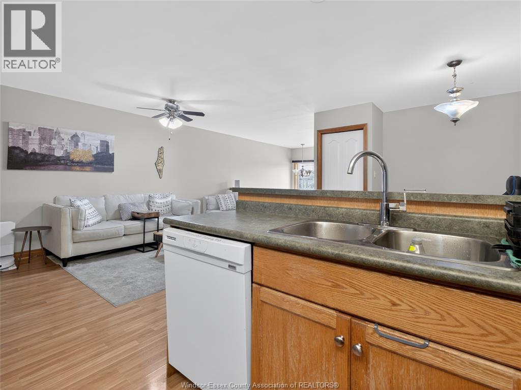 1652 Sagebrush Court, Windsor, Ontario  N9G 3B8 - Photo 9 - 26012343