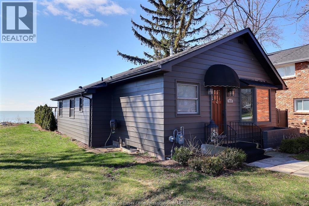 153 ADELAIDE STREET, Essex, Ontario