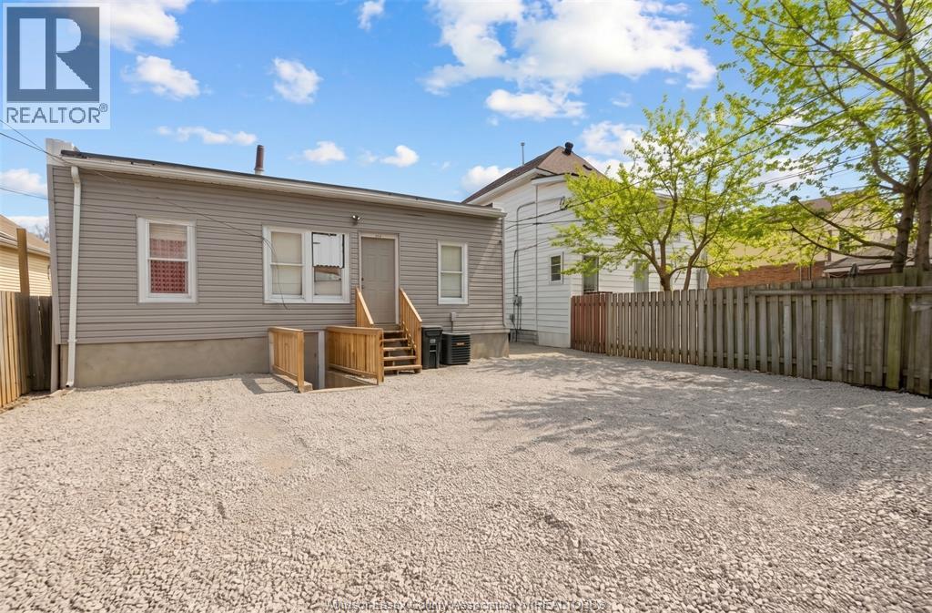 1623-25 Drouillard, Windsor, Ontario  N8Y 2S4 - Photo 9 - 26012430