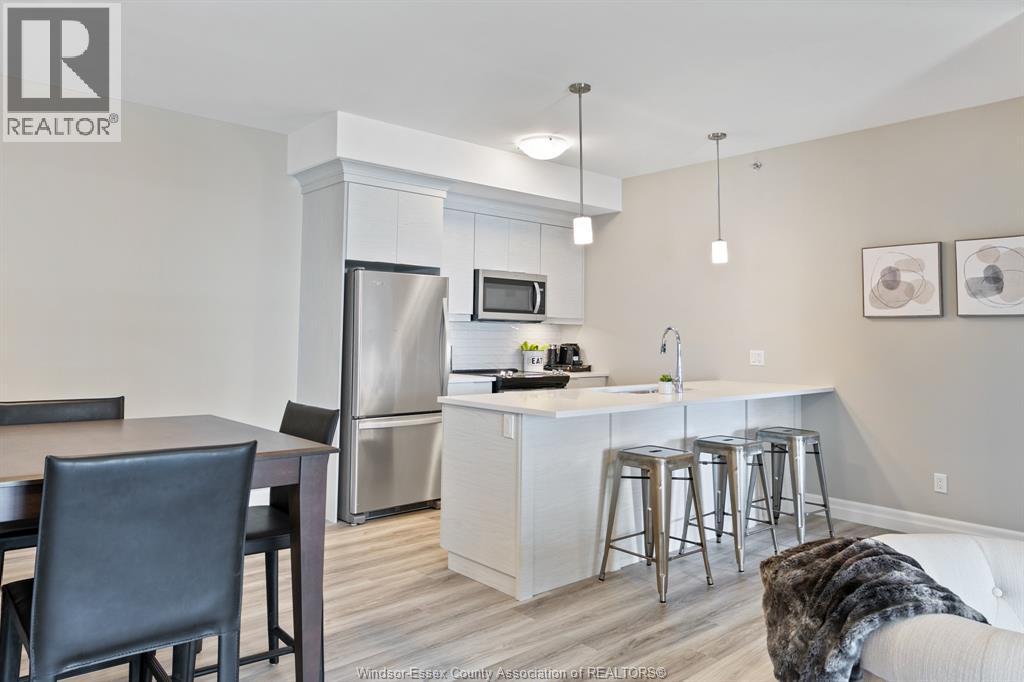 728 Brownstone Unit# 303, Lakeshore, Ontario  N9K 0C4 - Photo 3 - 26012432