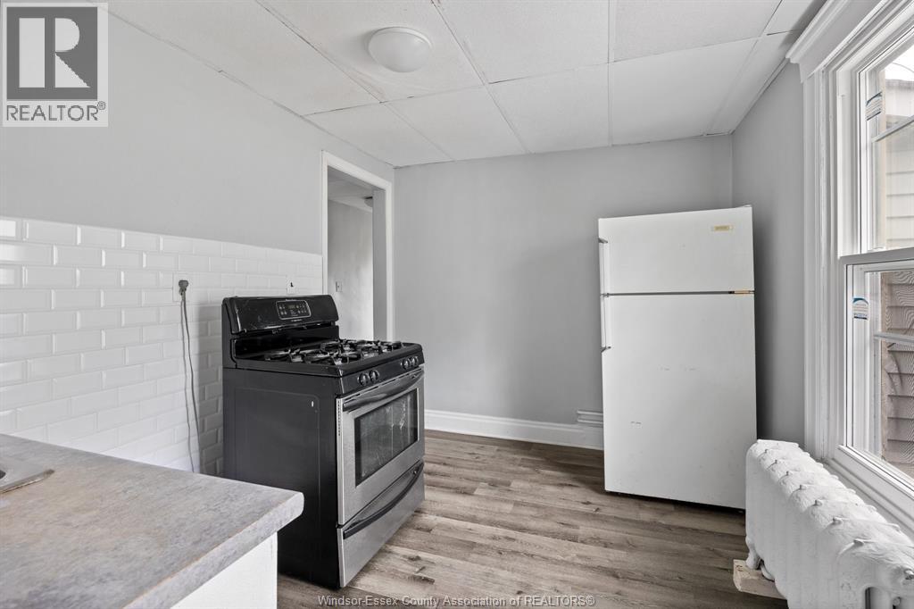374 Campbell, Windsor, Ontario  N9H 2B3 - Photo 12 - 26012449