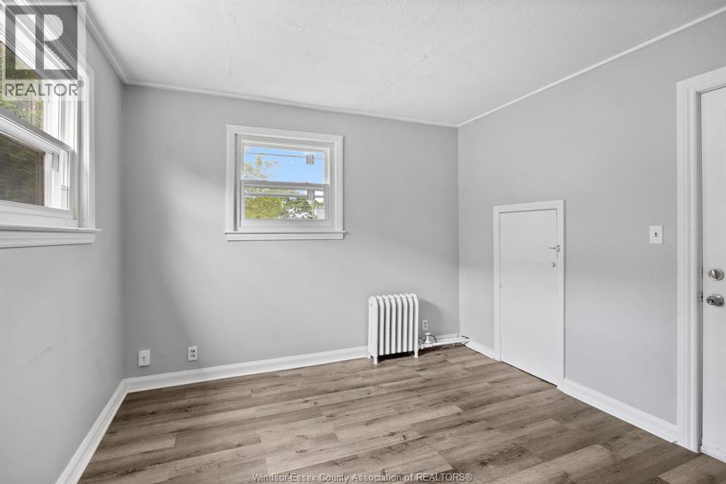 374 Campbell, Windsor, Ontario  N9H 2B3 - Photo 13 - 26012449
