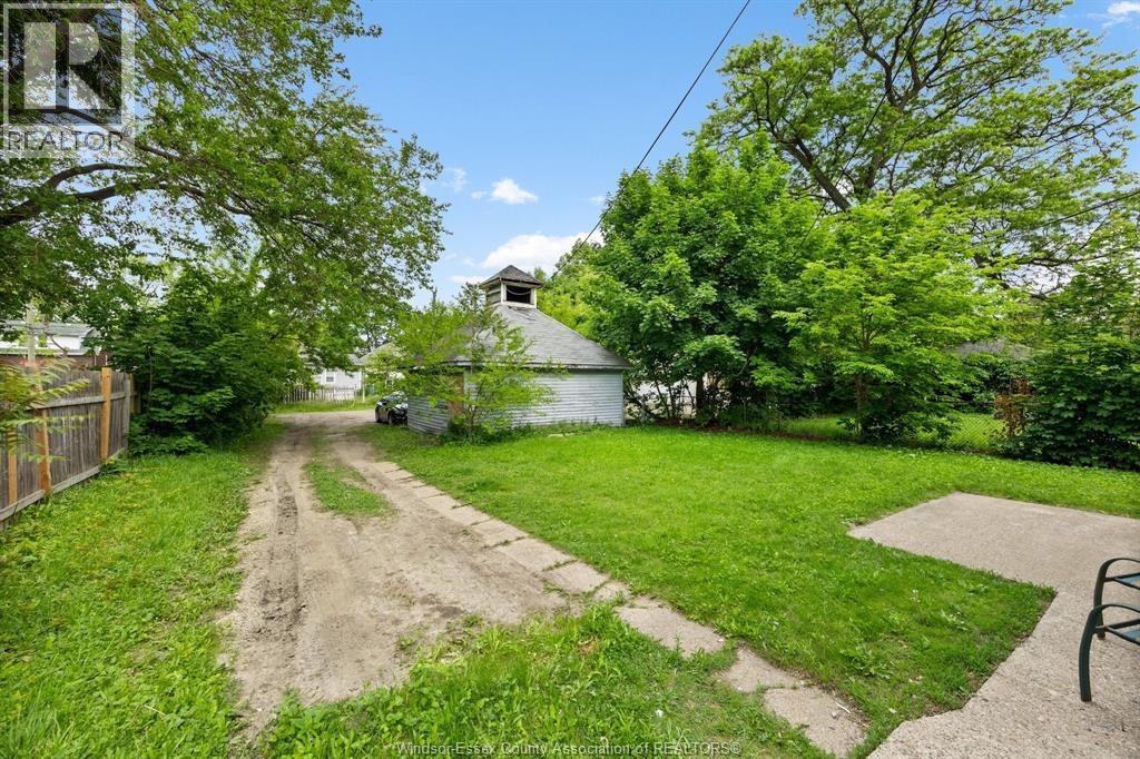 374 Campbell, Windsor, Ontario  N9H 2B3 - Photo 15 - 26012449
